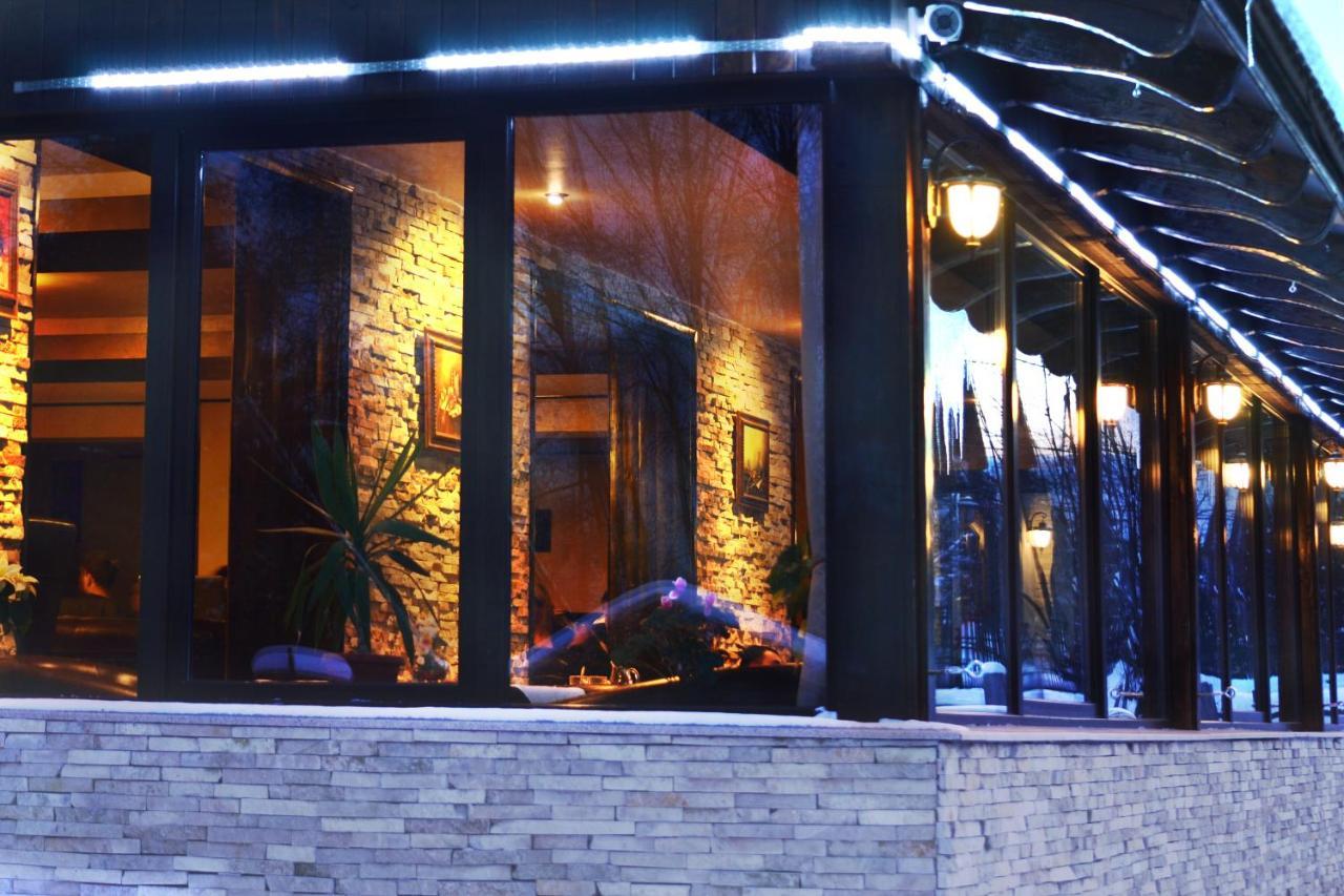 Hanul Simon Pensiune & Restaurant Bran  Exterior photo