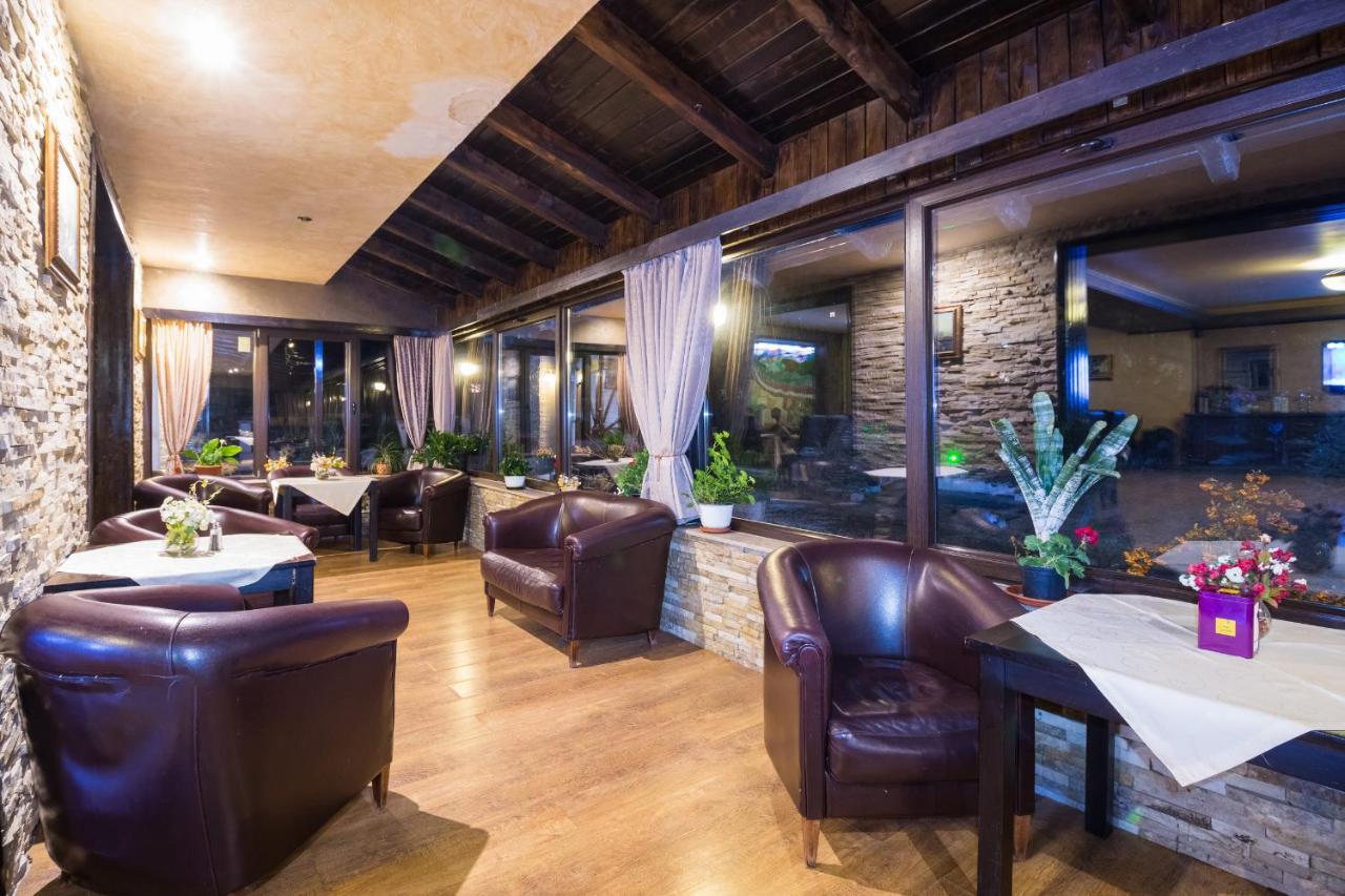 Hanul Simon Pensiune & Restaurant Bran  Exterior photo